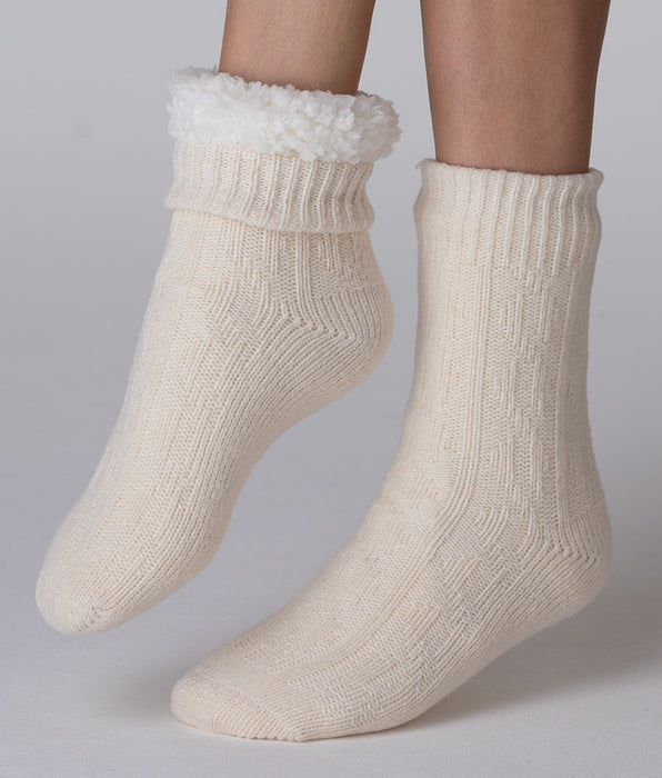 Lovable Warm And Cuddle Short Socks, milk white