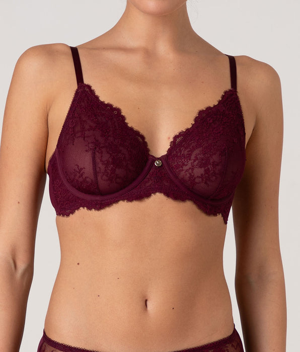 Lovable Beauty Lace Underwired Bra in lace and tulle, wine