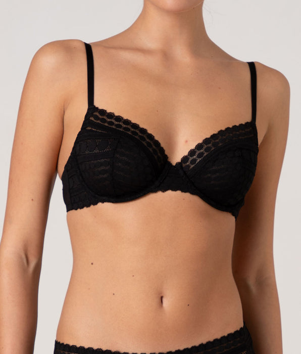 Lovable Dot Lace Underwired Bra in lace, black