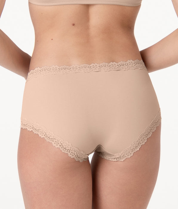 Lovable Culotte Lacy Micro in microfibra con pizzo, nudo chiaro