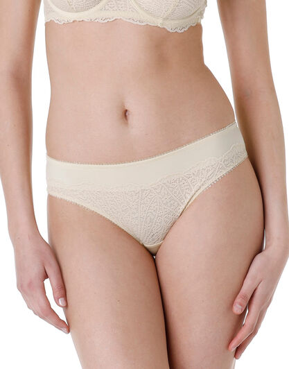 Slip Lovely Lace in pizzo e microfibra, vaniglia, , LOVABLE